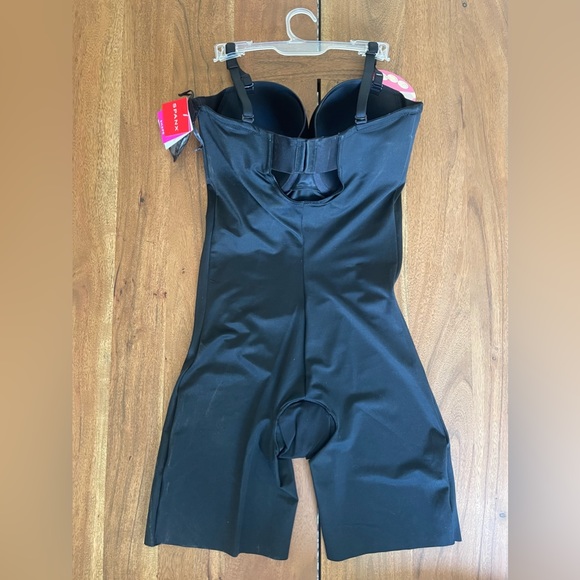 Spanx Mid-Thigh Strapless Bodysuit - Picture 12 of 13